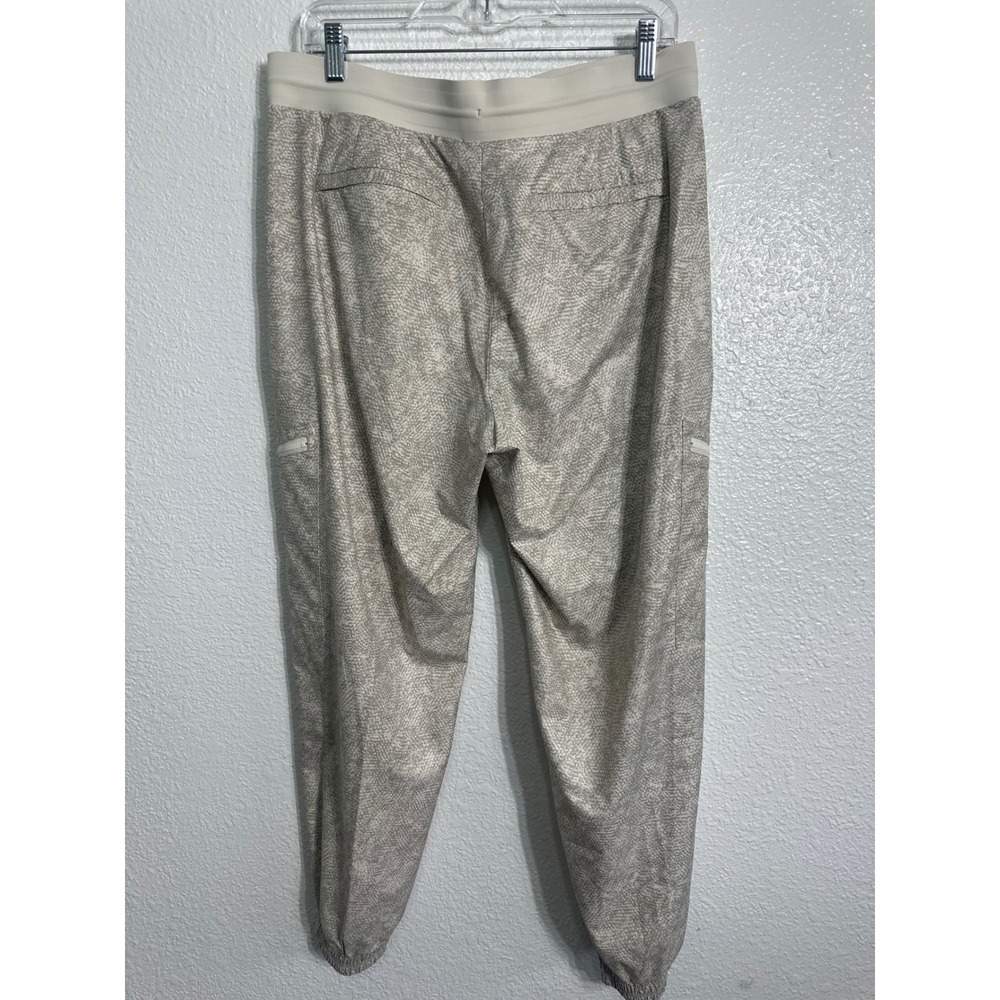Athleta Venture Printed Pant Jogger Cargo Beige Textured Size 12 - Picture 14 of 16